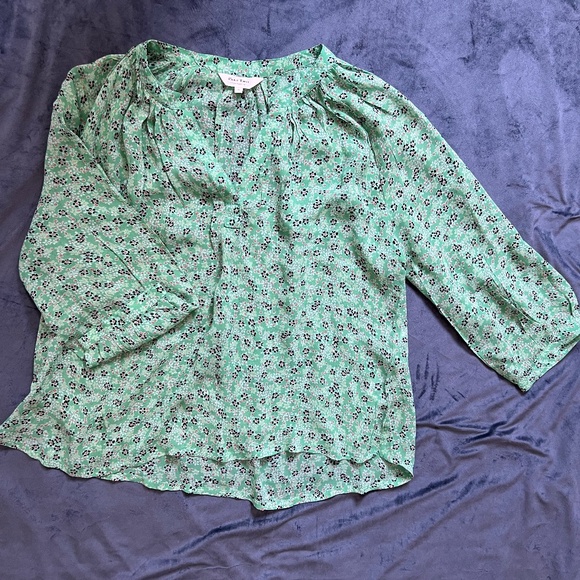 Sheer Green Floral Top Women's Small - Picture 1 of 2